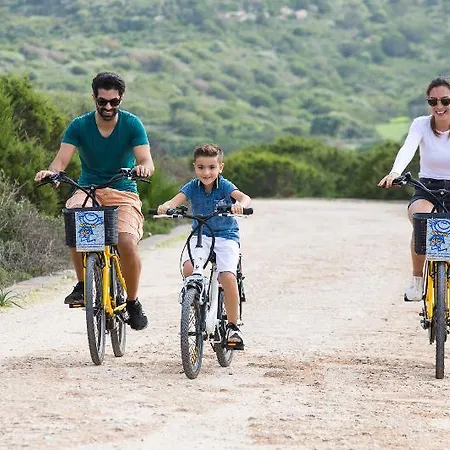 Lu Porto Pino 4*